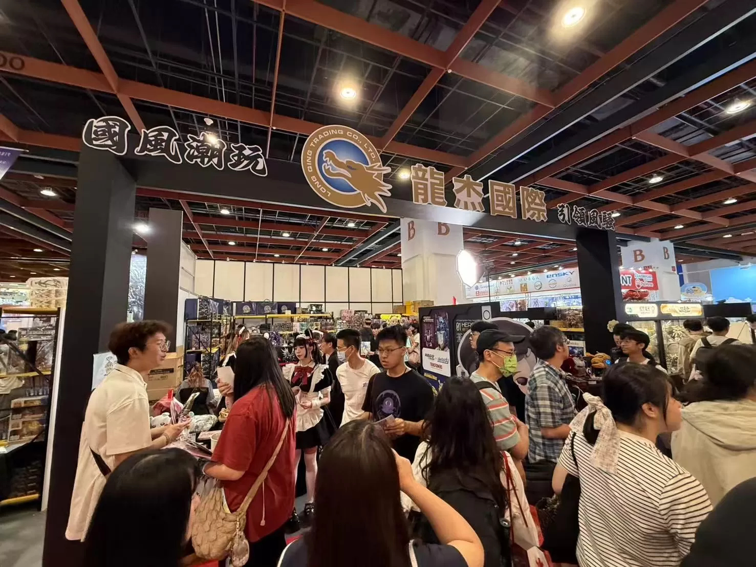 2025年夏、香港・台湾の2大展示会が同時開催。ヌークちゃんと一緒にオンラインで展示会めぐり！